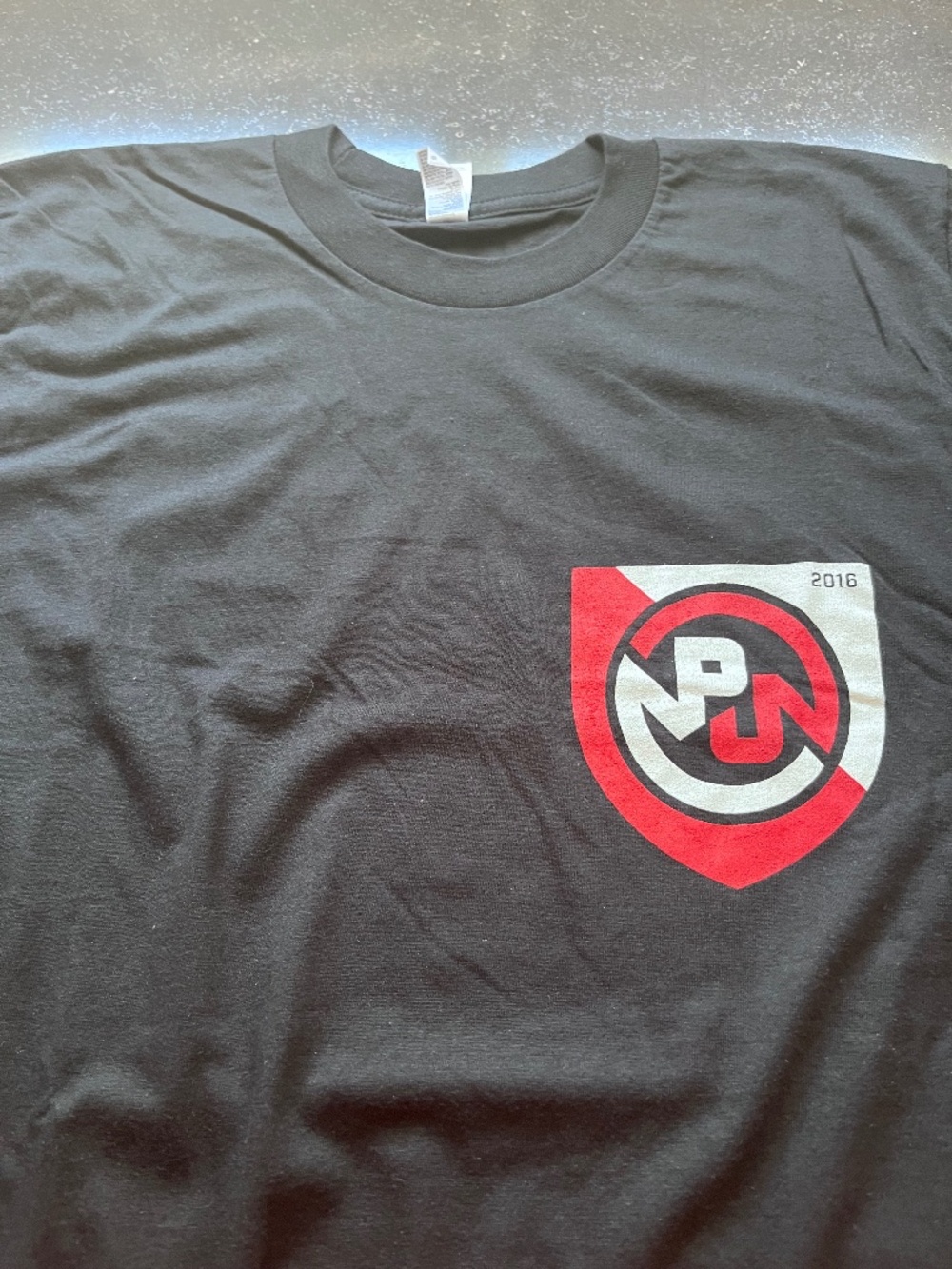 Pearl Jam 2016 North American Tour T-Shirt – Men's Small – Black